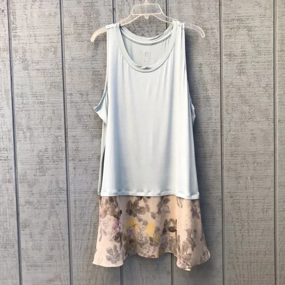 LOGO Tank Top Sheer Floral Hem NEW - Picture 1 of 6